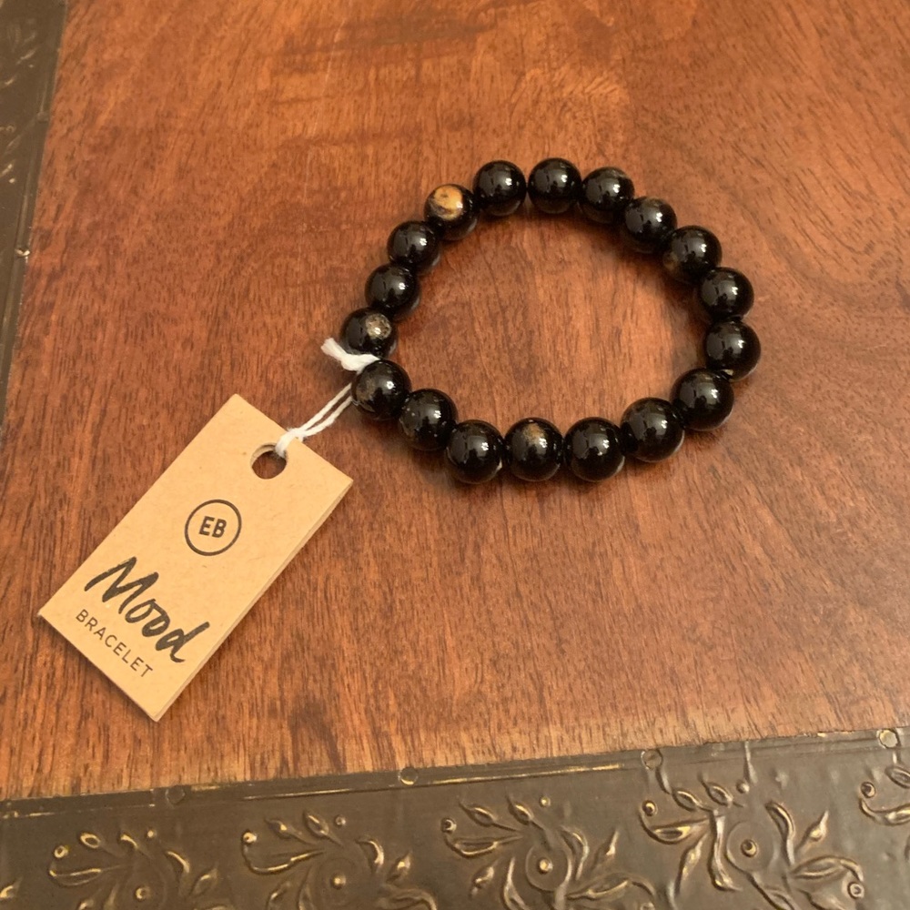 Color changing mood bracelets